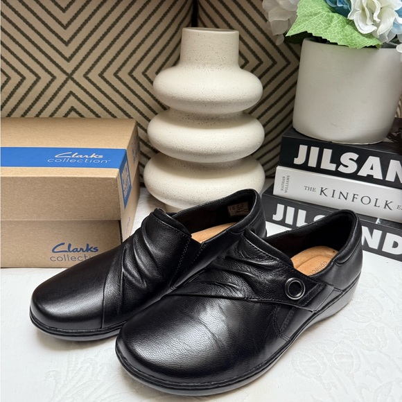 Clarks Shoes - Clarks Black Slip-On Loafers with Comfort Design